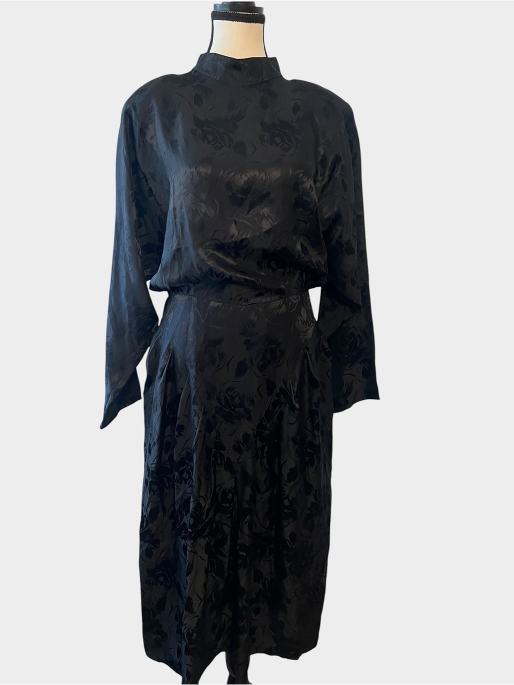 Vintage Silk Studio Black Rose Jacquard Open Back Silk Dress Size 14